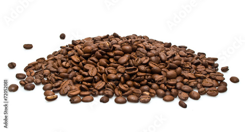 grains of coffee in a group