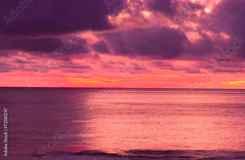 Bright Horizon Bay View © alma_sacra
