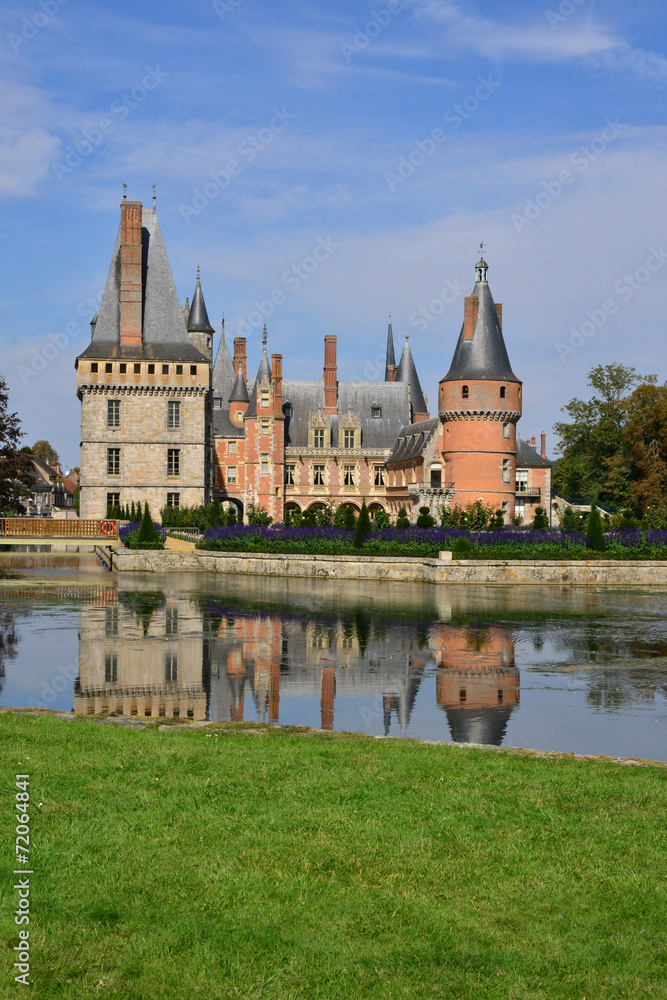 Fototapeta France, the picturesque castle of Maintenon