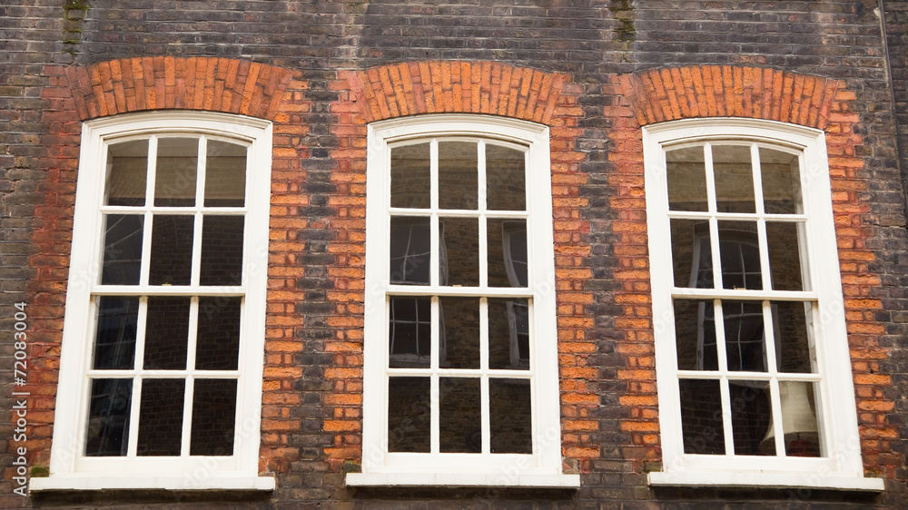 traditional english sliding sash windows