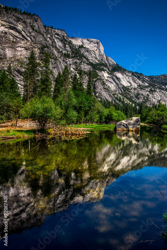 mirror lake,Yossemite National Park