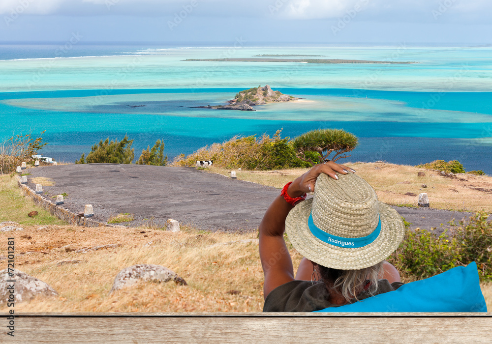 Obraz premium point de vue sur l'île Hermitage et le lagon rodriguais