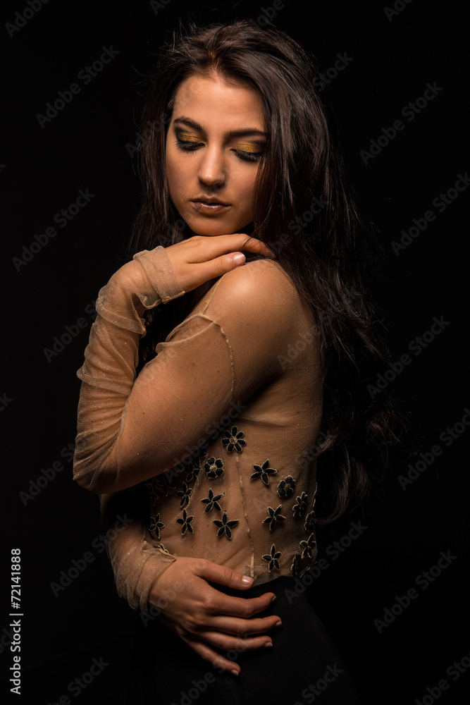 Obraz premium beautiful brunette