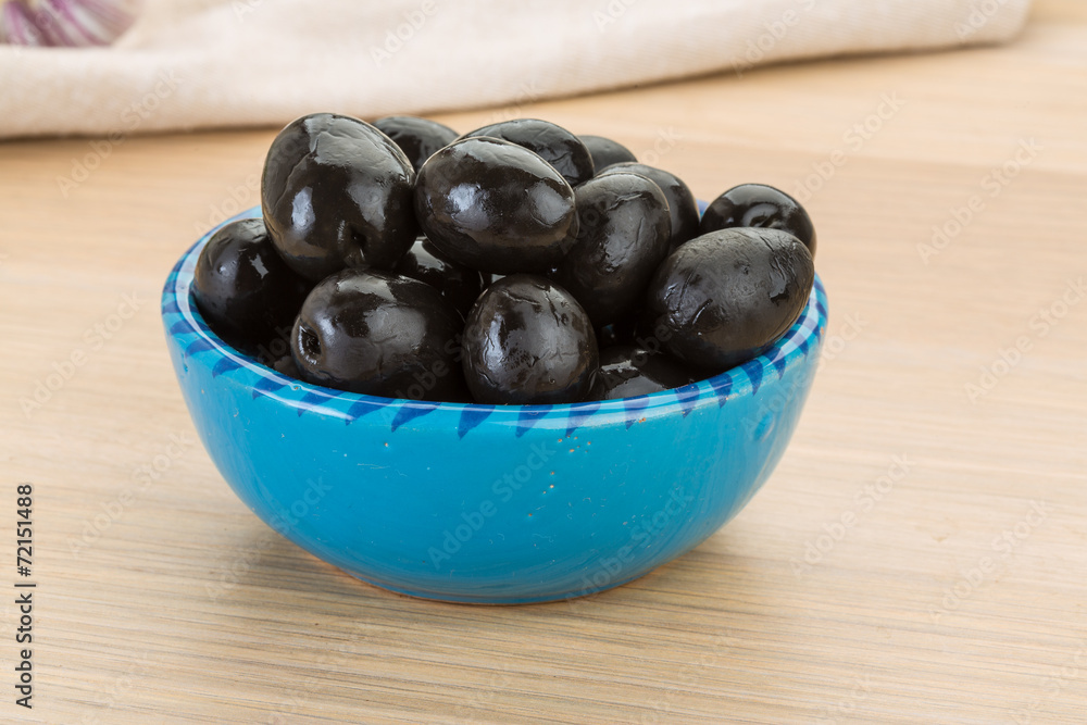 Black olives Black olives