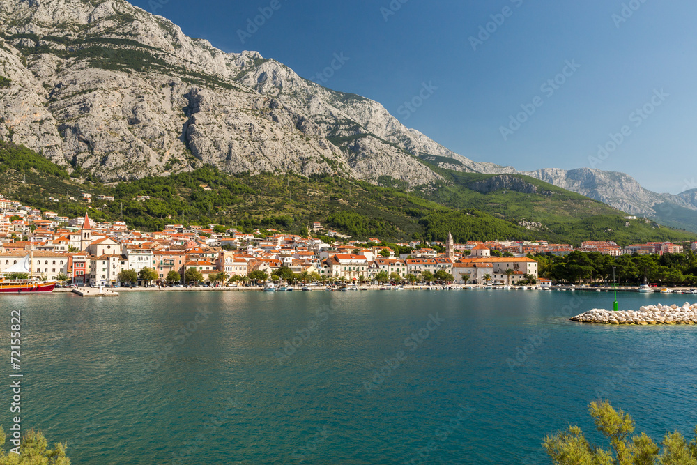 Baie de Makarska -  mer et montagne