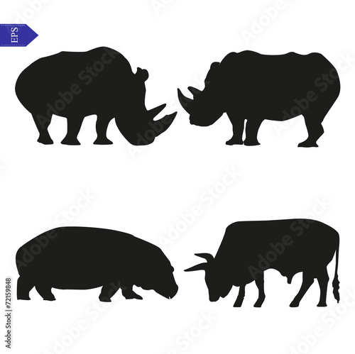 Set of vector silhouettes of large mammals