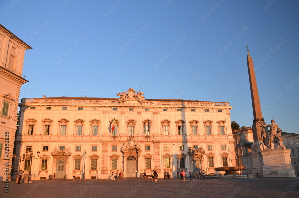 Plac na Kwirynale w Rzymie, Włochy   - obrazy, fototapety, plakaty 