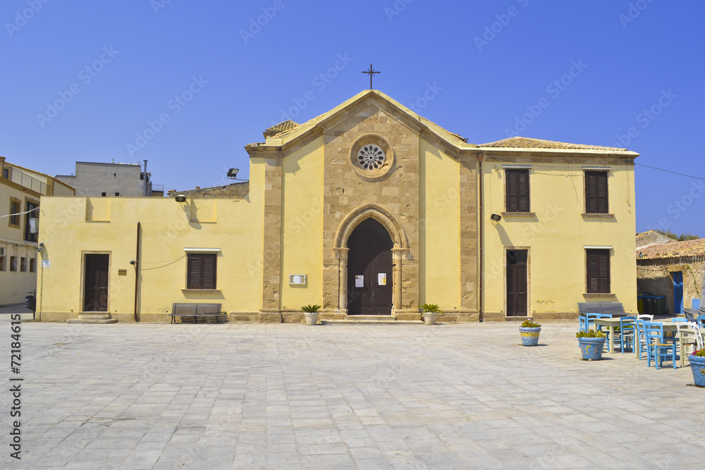Chiesa - Italia