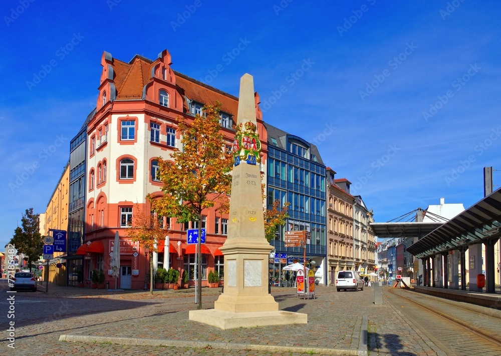 Fototapeta premium Zwickau Postdistanzsaeule 01
