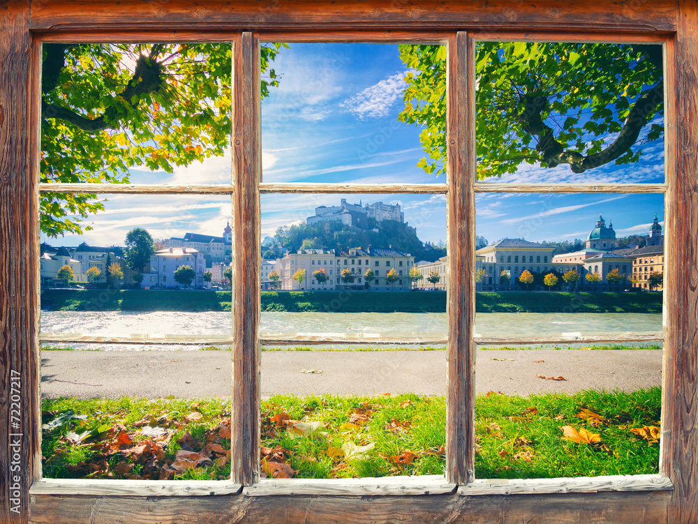 Blick durchs Fenster - Salzburg Stadt Stock-Foto | Adobe Stock