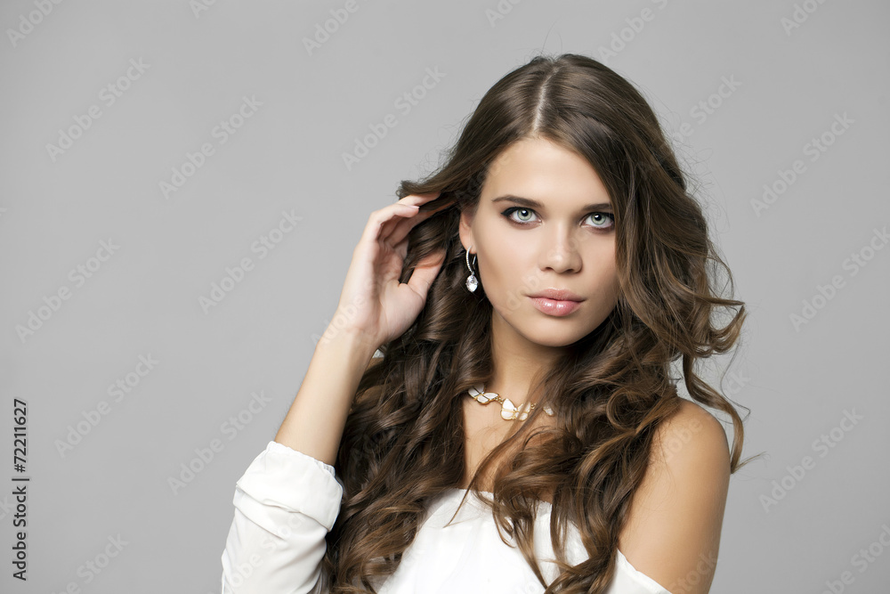 Beauty portrait of young attractive woman Beauty portrait of young attractive woman