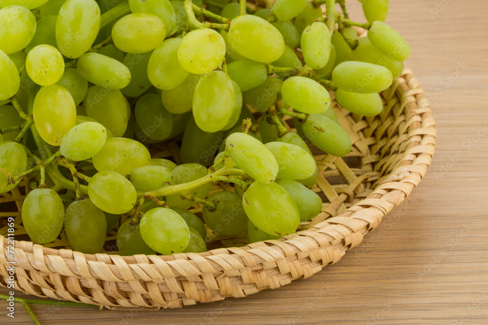 Green grapes