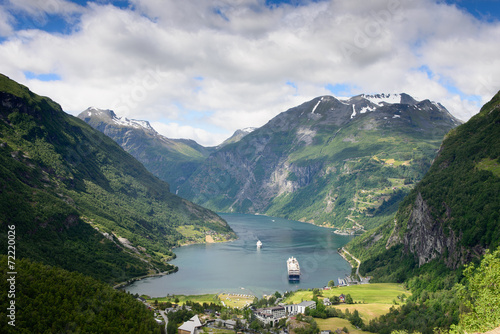 Vászonkép Geiranger fjord view