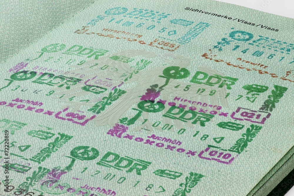 Reisepass mit DDR Einreisestempeln