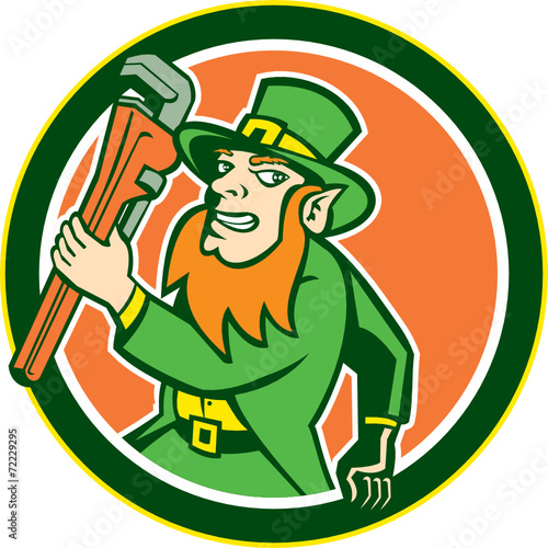 Leprechaun Plumber Wrench Running Circle