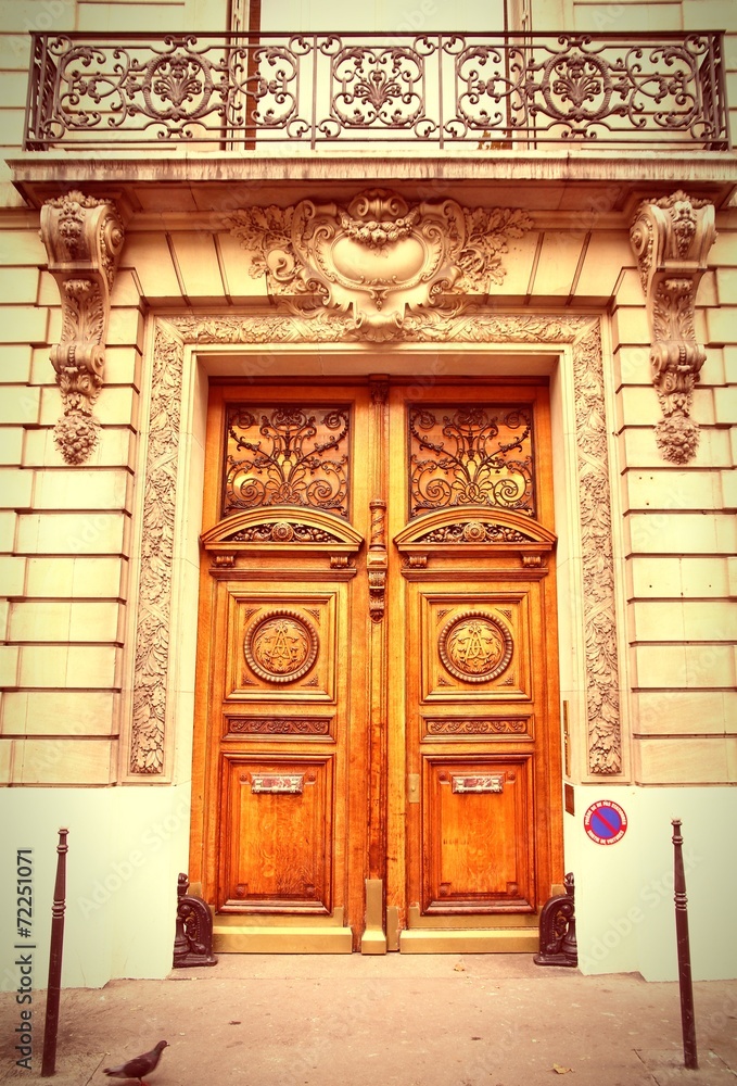 Door in Paris