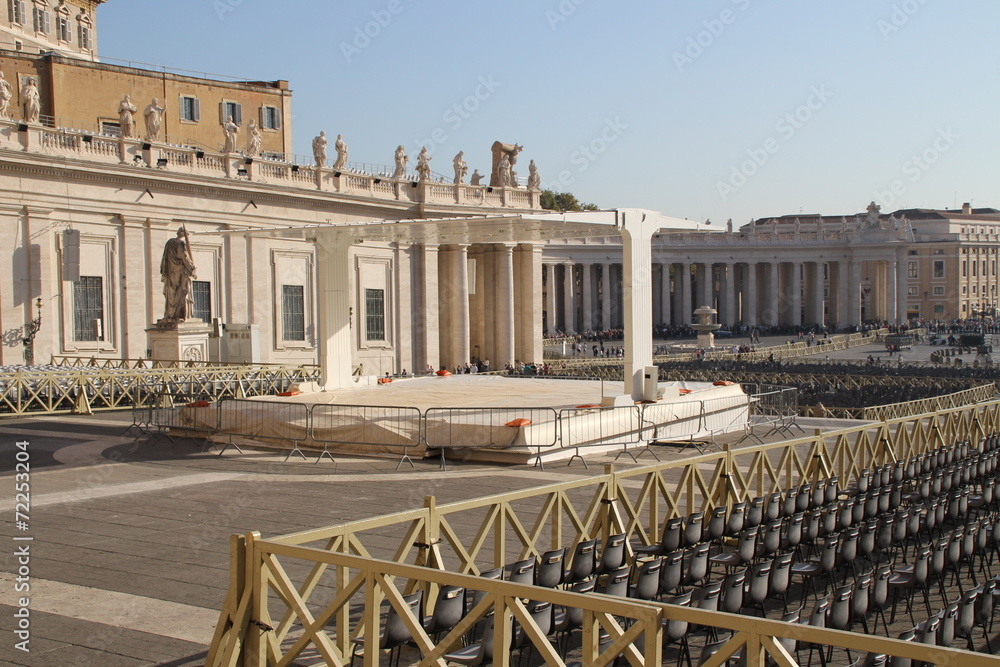 Fototapeta premium Die Audienzbühne auf dem Petersplatz