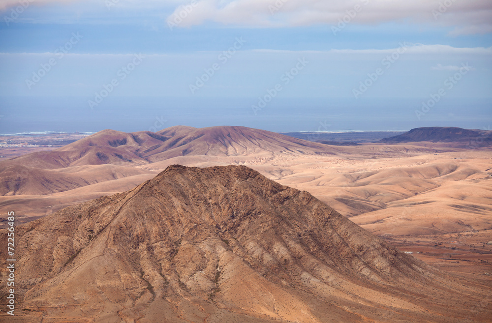 Fototapeta premium Inland Northern Fuerteventura, Canary Islands
