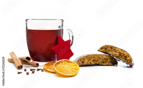 Glühwein mit Lebkuchen