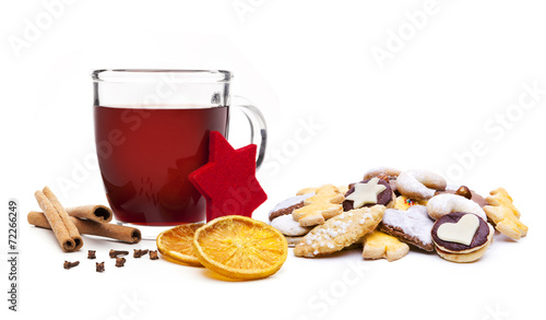 Glühwein mit Plätzchen