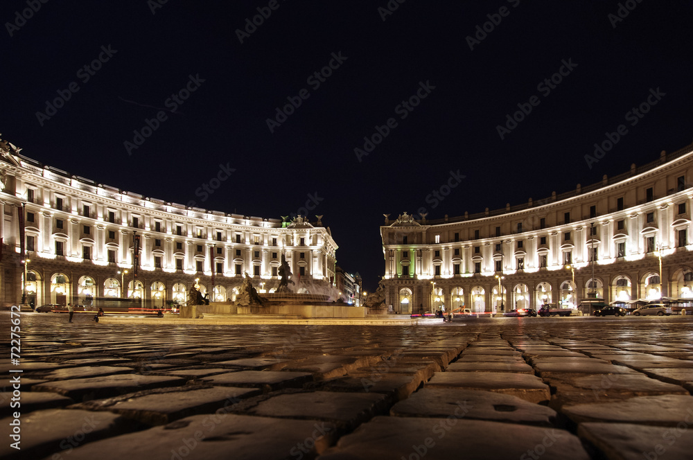Fototapeta premium Piazza della Repubblica in Rome Italy low angle