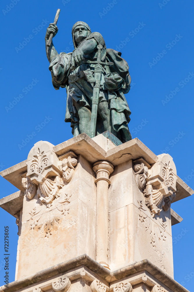 Monument to Admiral Roger de Lluria in Tarragona