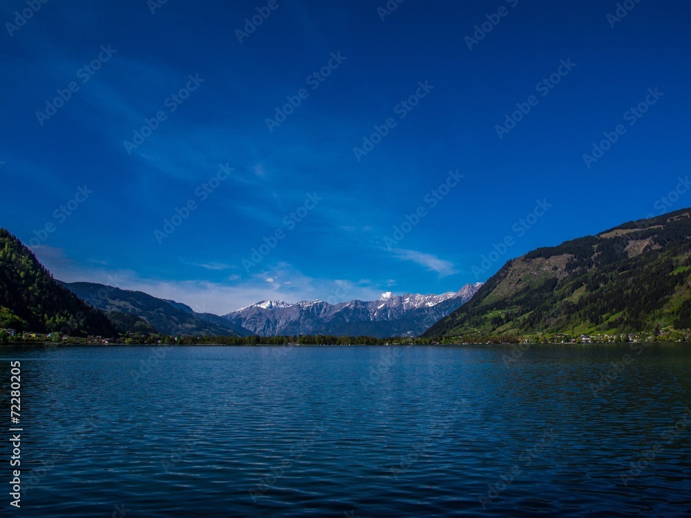 Zeller See in den Alpen von Österreich