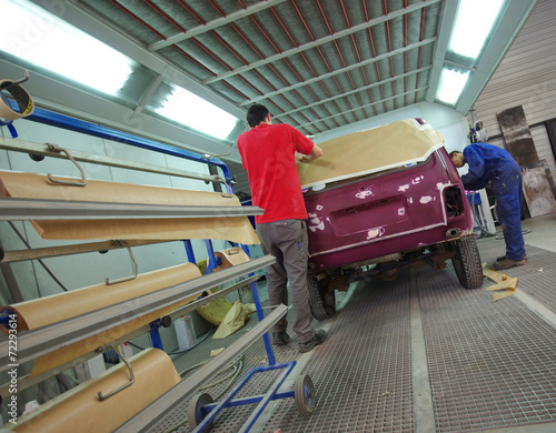 atelier de carrosserie - préparation de véhicule