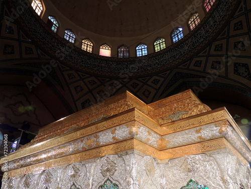 Fotografie, Obraz Gold and silver shrine for Imam Hussain's grave in Karbala