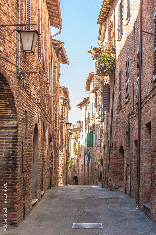 The narrow twisting streets in the small Italian town