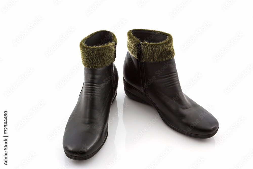Black Fluffy woolly warm boots. Black Fluffy woolly warm boots.