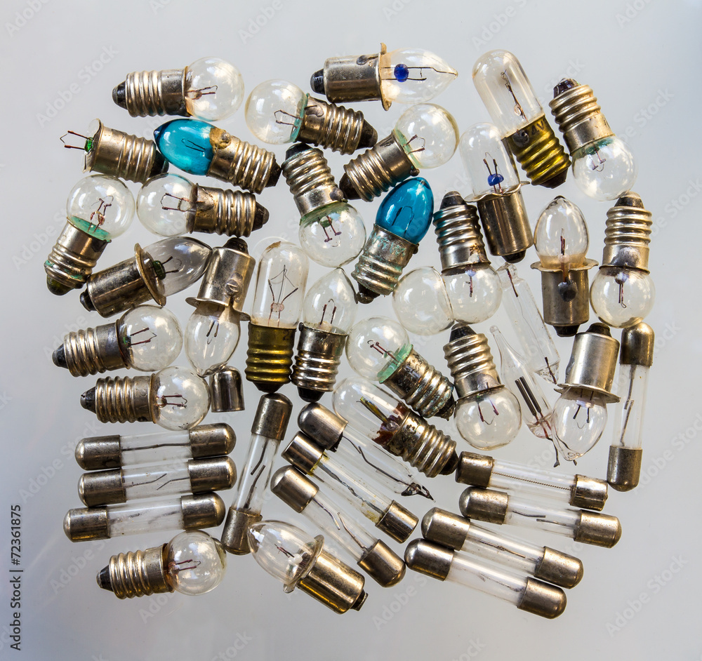 Background head light fuse old and small, which is then stored. Background head light fuse old and small, which is then stored.
