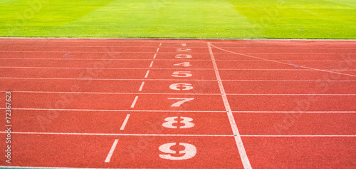 lanes of running track