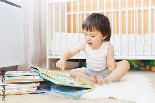 2 years toddler reading books