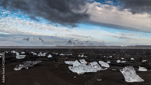 Iceberg, entre ciel et terre © rodhan