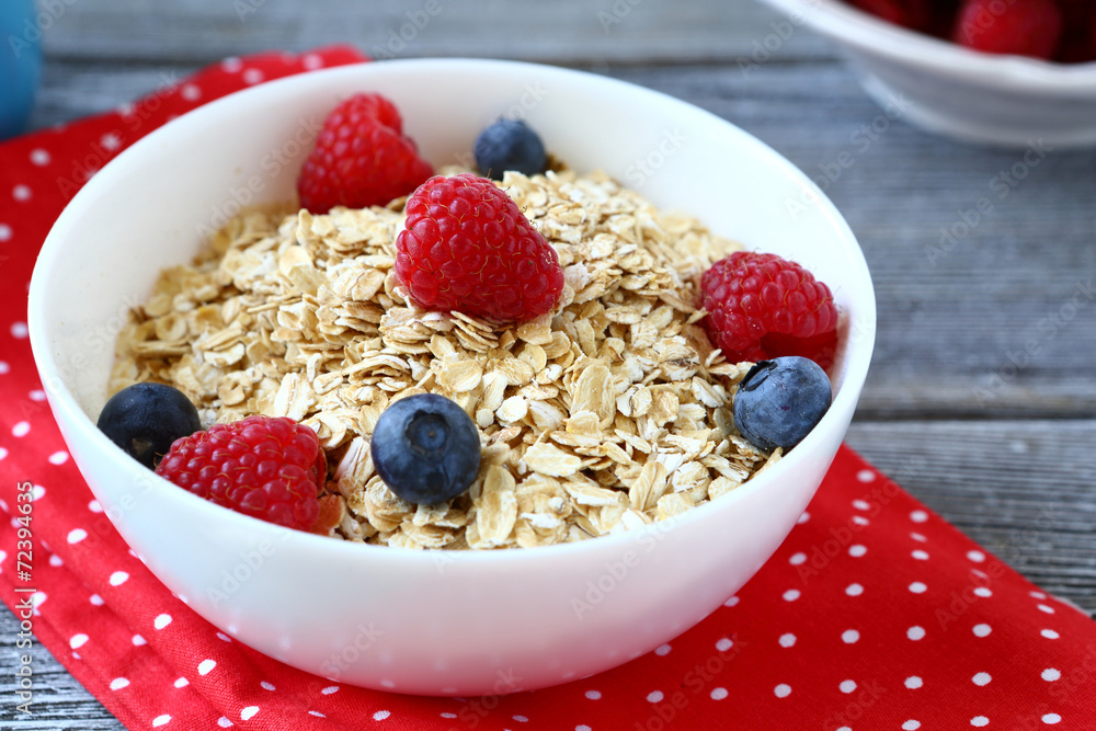 oat flakes with berries oat flakes with berries