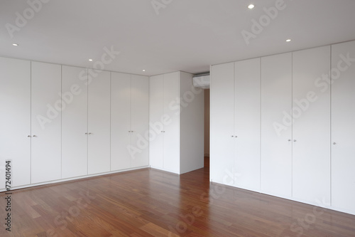 House empty room with fitted wardrobes