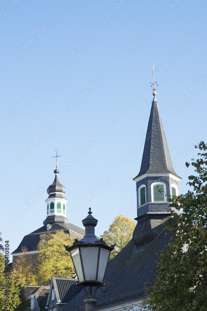 Kirchen in Solingen-Graefrath, NRW, Deutschland