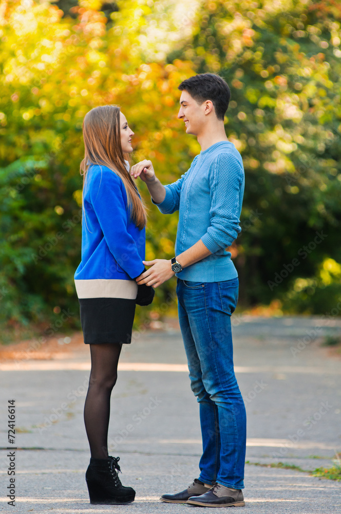 Obraz premium Falling in love autumn