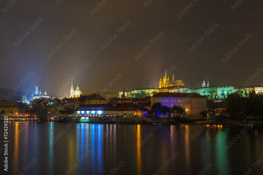 Fototapeta premium Prague Castle and the Little Quarter at night, Czech Republic
