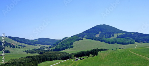 Teichalm mit Osser in der Mitte ( Oststeiermark )
