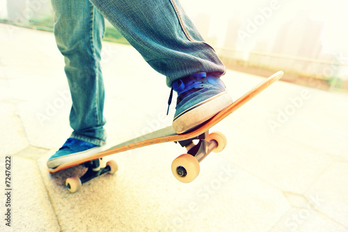 skateboarding legs  © lzf