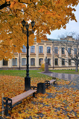 Foto View of Kiev Polytechnic Institute in the fall