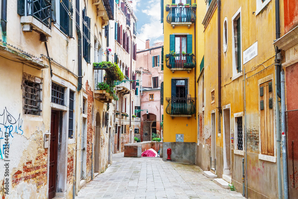 Fototapeta premium Old city street in Venice. Italy. Europe