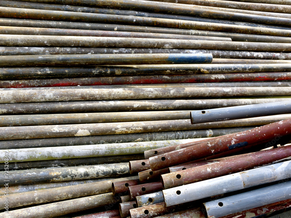 Fototapeta premium Rusty old pipes for building scaffold