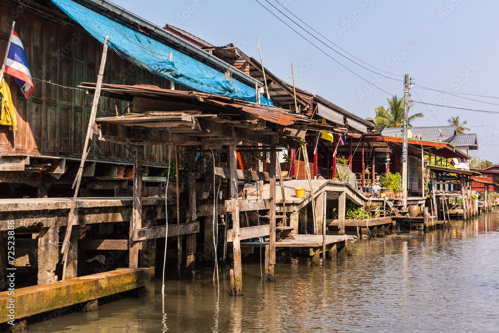 Ratchaburi houses Ratchaburi houses