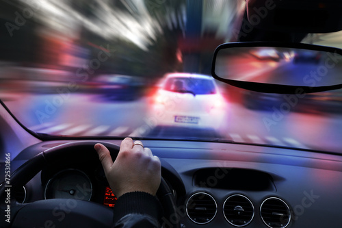 Police chased the fleeing car through the streets of the city