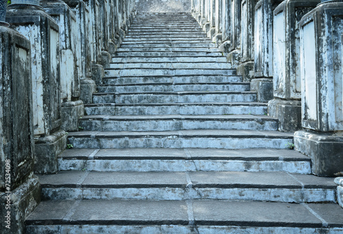 Fototapeta Naklejka Na Ścianę i Meble -  old cement stairs to palace, vintage style