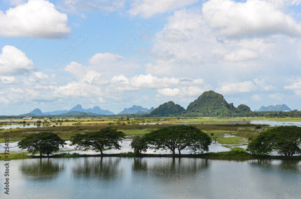 Myanmar, south, limestone hills, Hpa-an, capital of Kayin- State Myanmar, south, limestone hills, Hpa-an, capital of Kayin- State