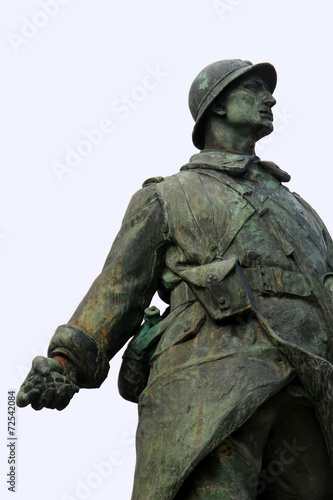 Monument aux morts de Lubersac (Corrèze)